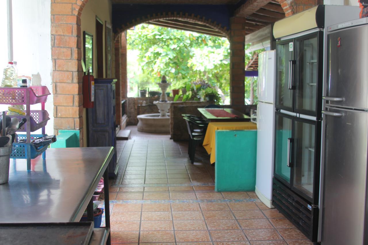 Hotel Mayflower Puerto Escondido (Oaxaca) Bagian luar foto
